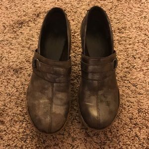 Born bronze leather Hadden clog